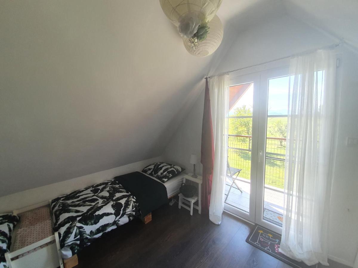 Flowerside Apartment Gospic