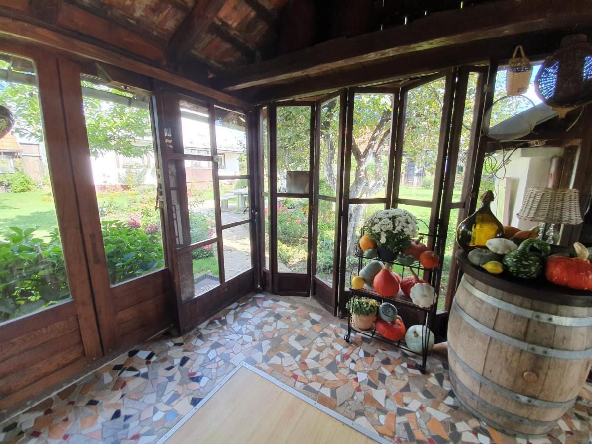 Flowerside Apartment